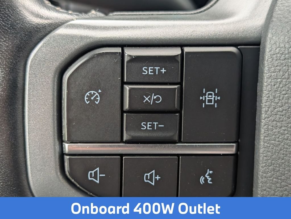 Used 2022 White Ford Lariat image 19
