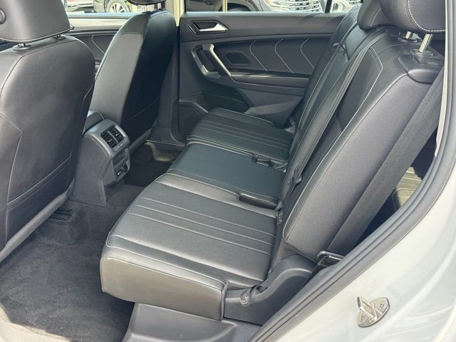 Used 2023 White Volkswagen 2.0T SE image 7