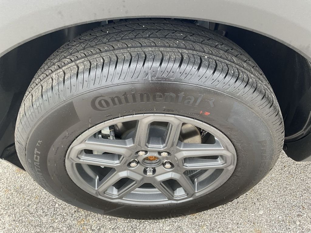 New 2026 Gray Ford Big Bend image 10