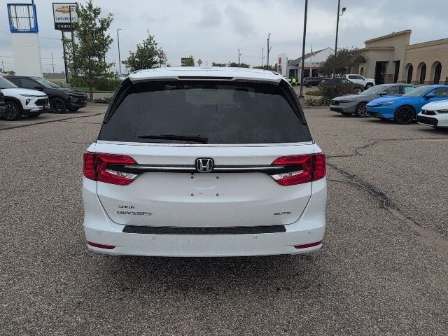 Used 2024 Lunar Silver Metallic Honda Elite image 19