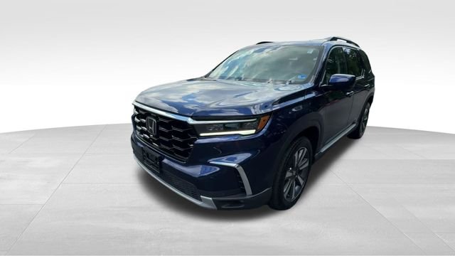 Used 2024  Honda Touring image 11