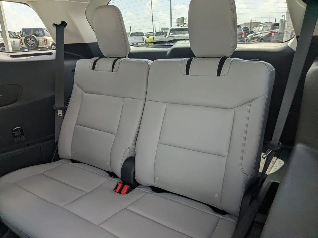 New 2026 Carbonized Gray Metallic Ford Active image 14