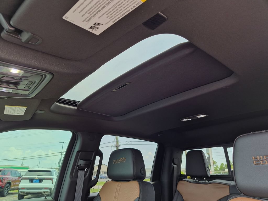 2026 Chevrolet Silverado 1500 High Country - Photo 18