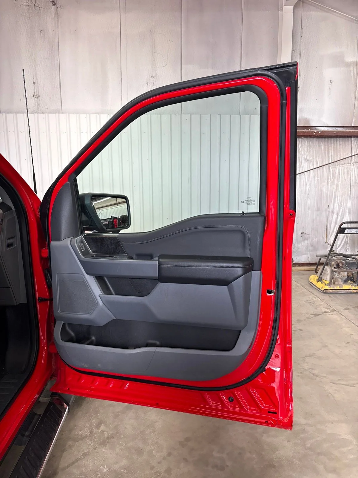 Used 2021 Red Ford XLT image 19