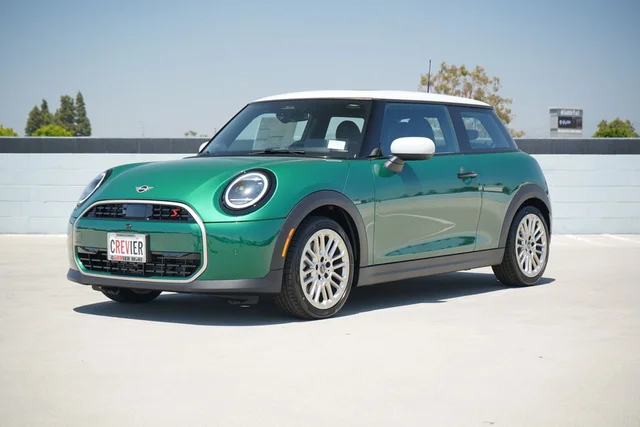 2026 MINI 2 Door Iconic