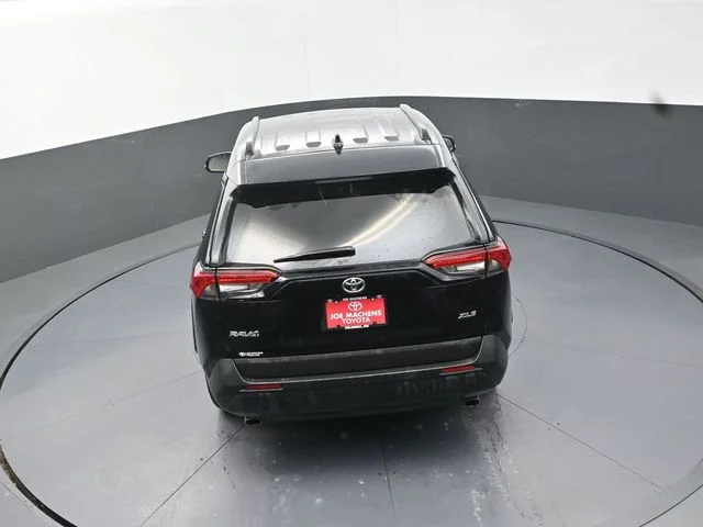 Used 2024 Black Toyota XLE image 27