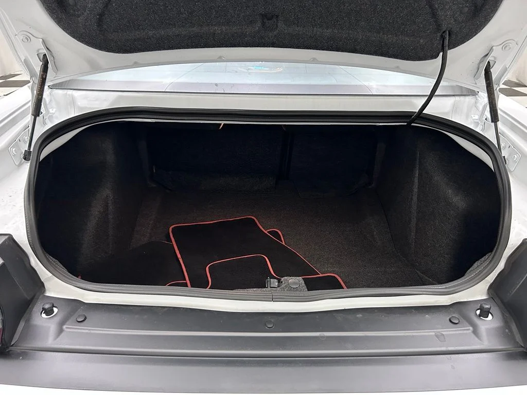 Used 2023 White Dodge SRT Hellcat Widebody image 9
