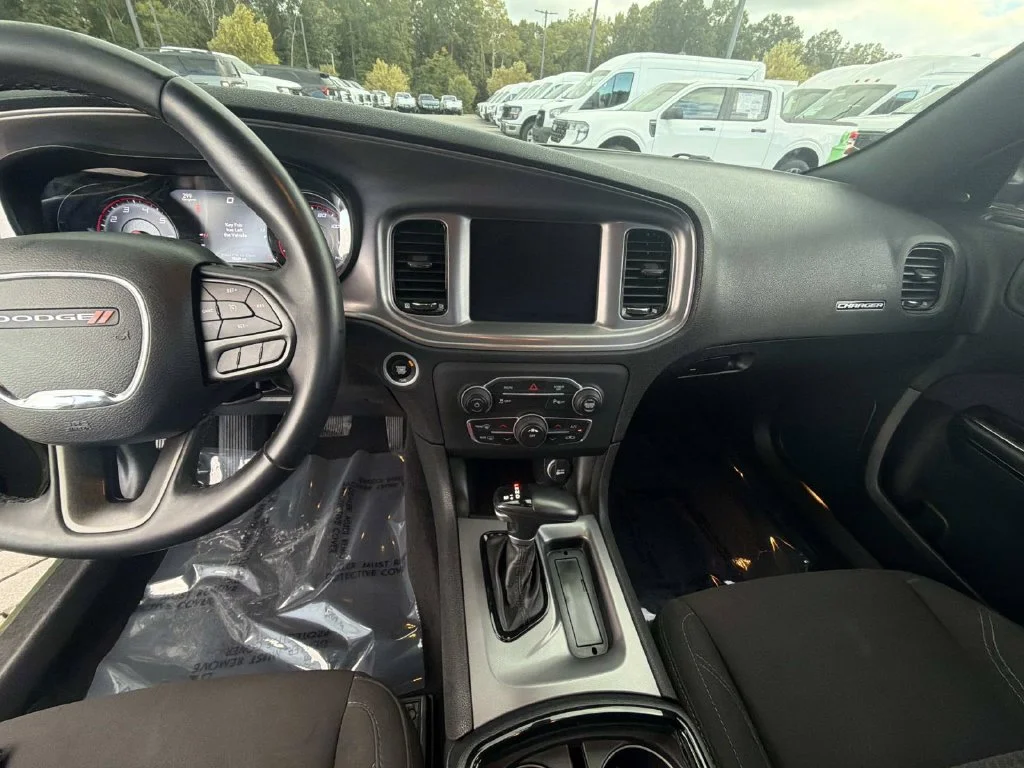 Used 2023 Green Dodge SXT image 21