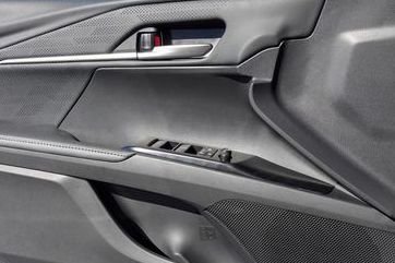 New 2026 Heavy Metal with Midnight Black Metallic roof <sup>1</sup> Toyota  XSE image 27