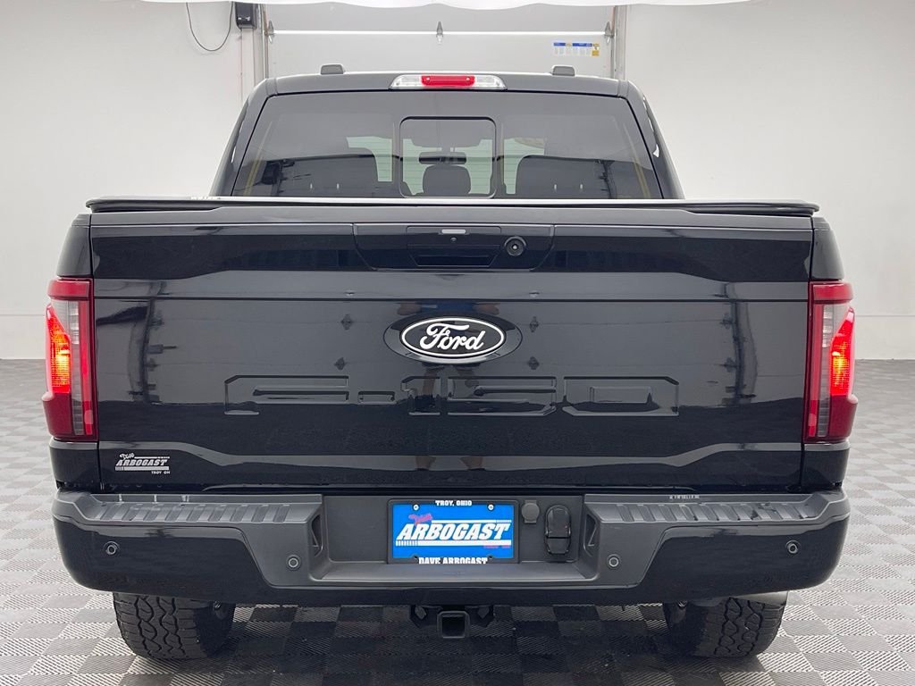 Used 2024 Black Metallic Ford XLT image 8