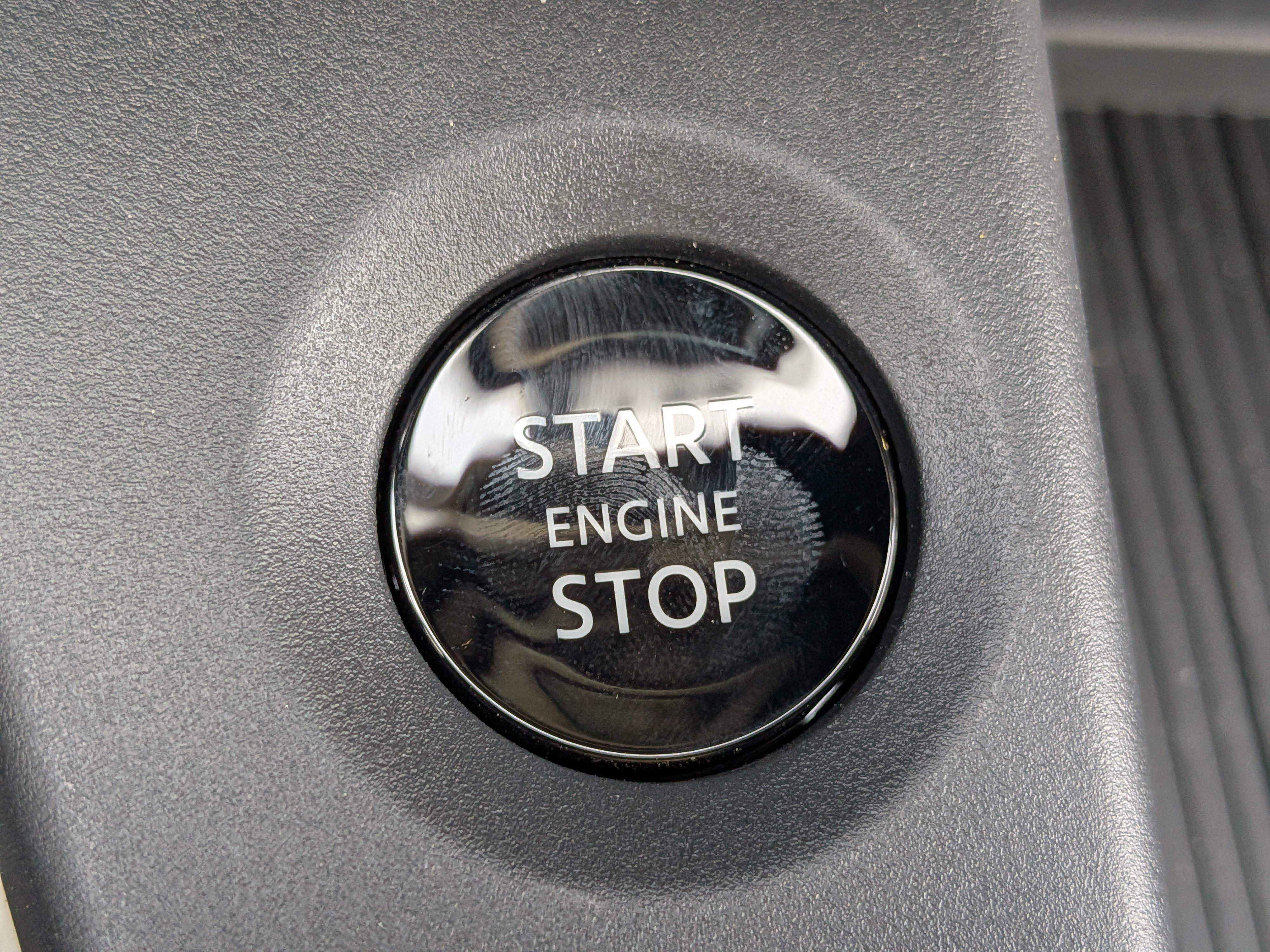New 2026 White Nissan SL image 26