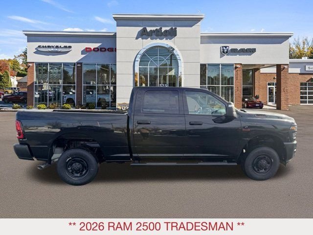 New 2026 Diamond Black Crystal Pearl-Coat Exterior Paint RAM Tradesman image 7