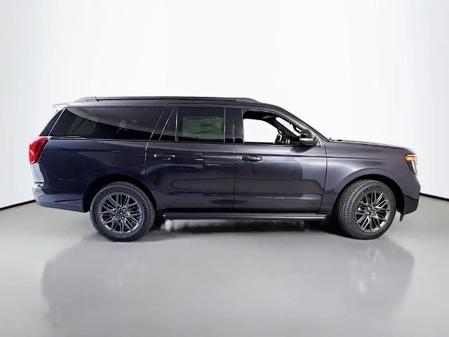 New 2026 Dark Matter Gray Metallic Ford MAX Platinum® image 43
