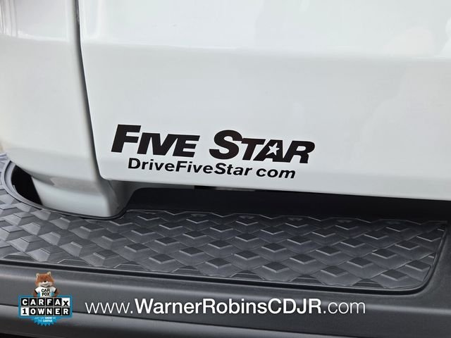 Used 2025 White Jeep Mojave image 12