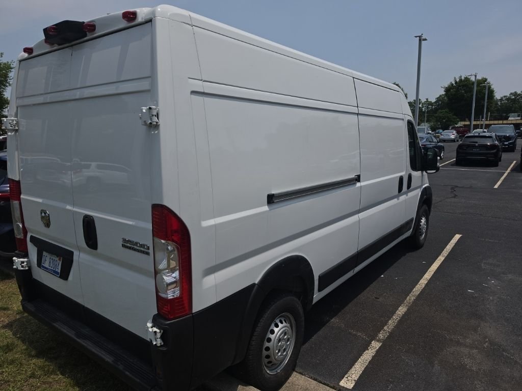 Used 2025 White Ram High Roof image 9
