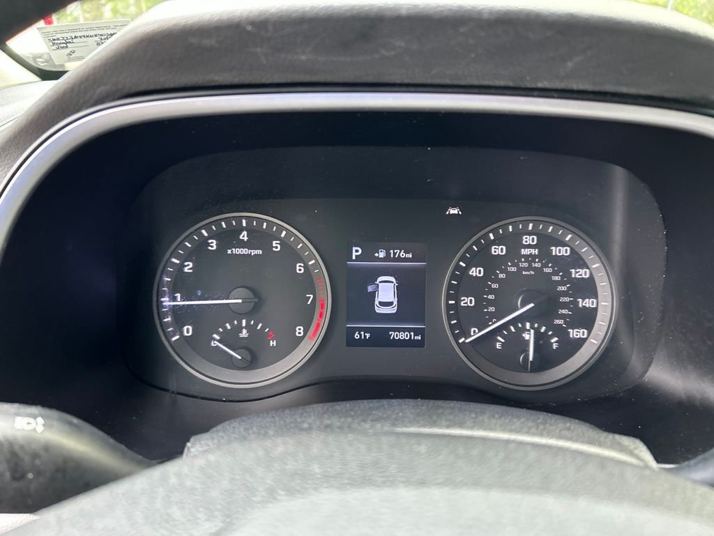 Used 2019 Gray Hyundai SE image 20