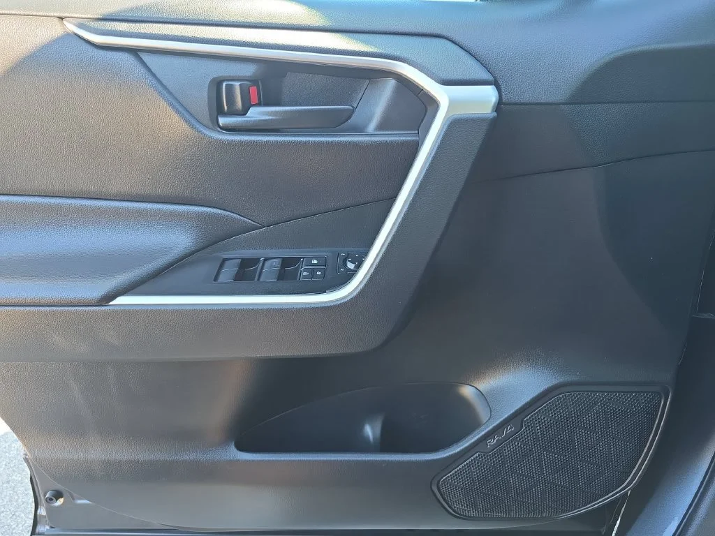 Used 2025 Gray Toyota LE image 18
