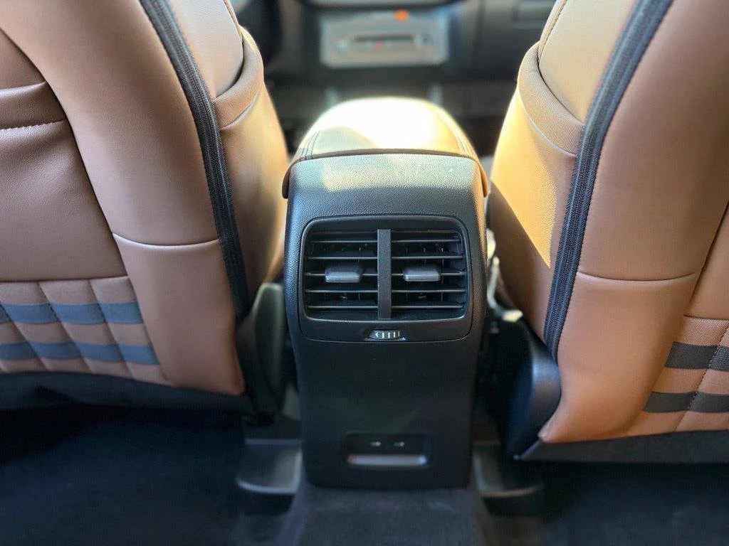New 2026 Gray Ford Outer Banks image 27