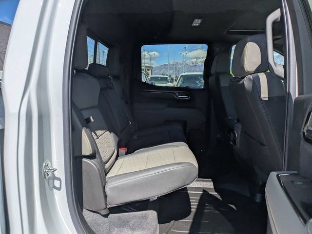 Used 2026 Summit White Chevrolet ZR2 image 32