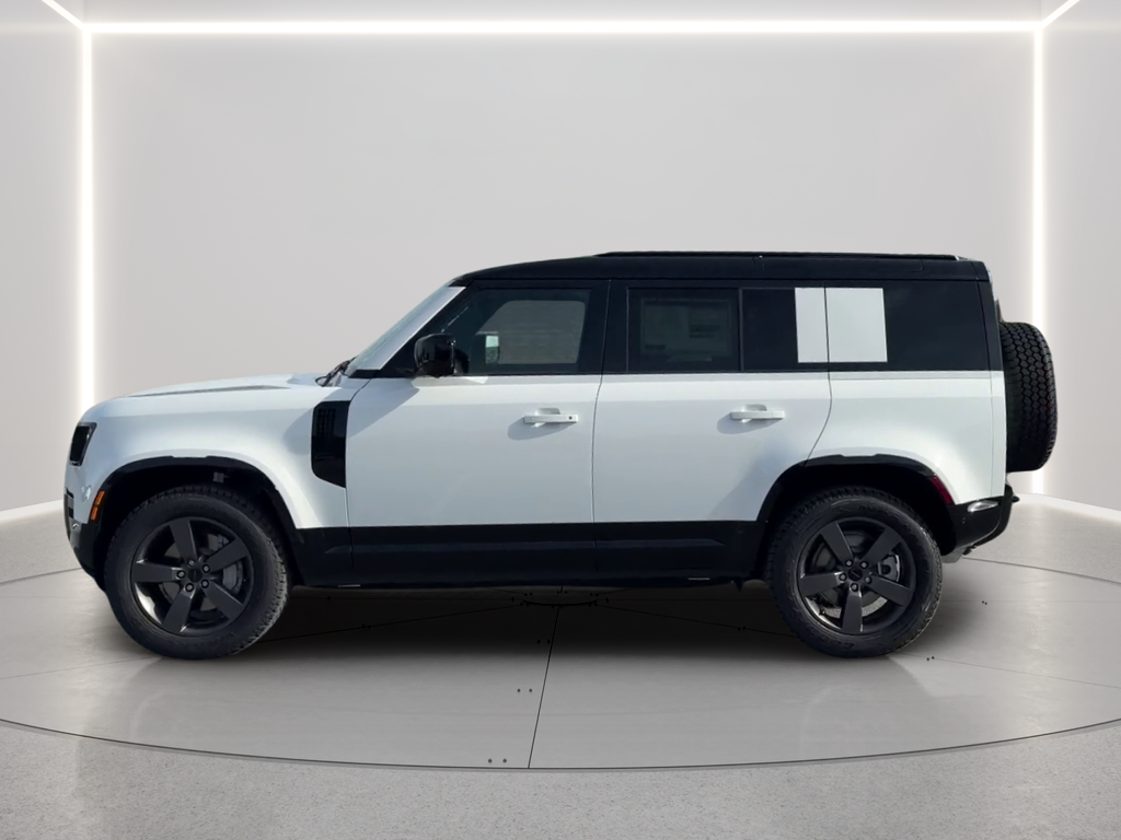 New 2026 Fuji White Land Rover X-Dynamic SE image 8