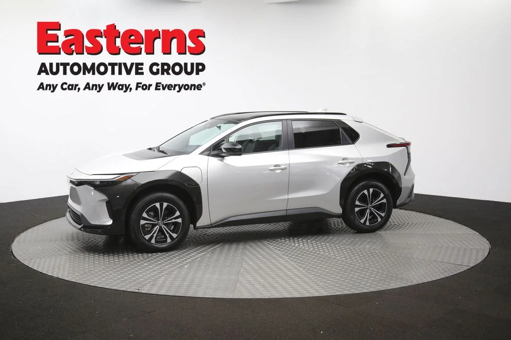Used 2024 Silver Toyota XLE image 60