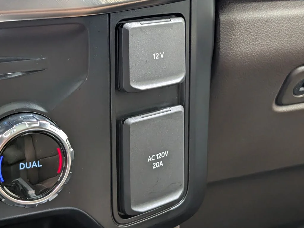 New 2026 Agate Black Metallic Ford F-250® King Ranch® image 9