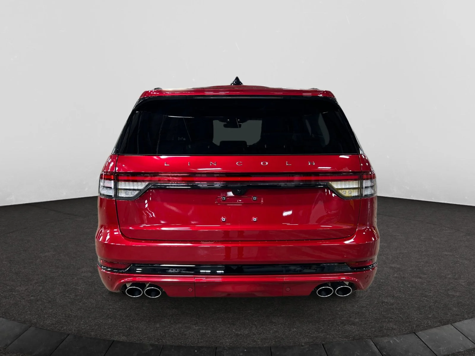 New 2026 Red Carpet Tinted Clearcoat Lincoln Reserve image 4