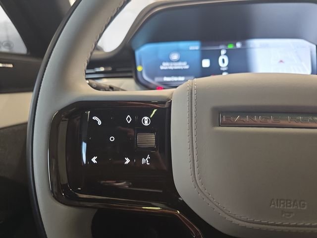 Certified Used 2025 White Land Rover Dynamic SE image 20