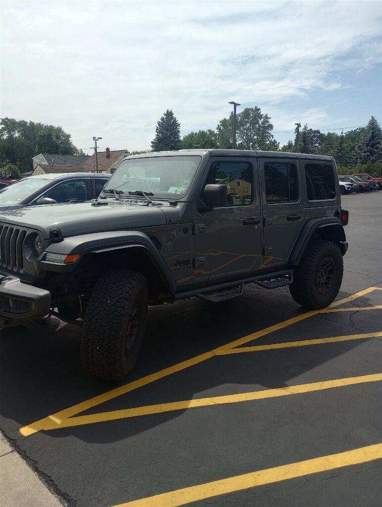 Used 2023 Sting-Gray Clearcoat Jeep High Tide image 4