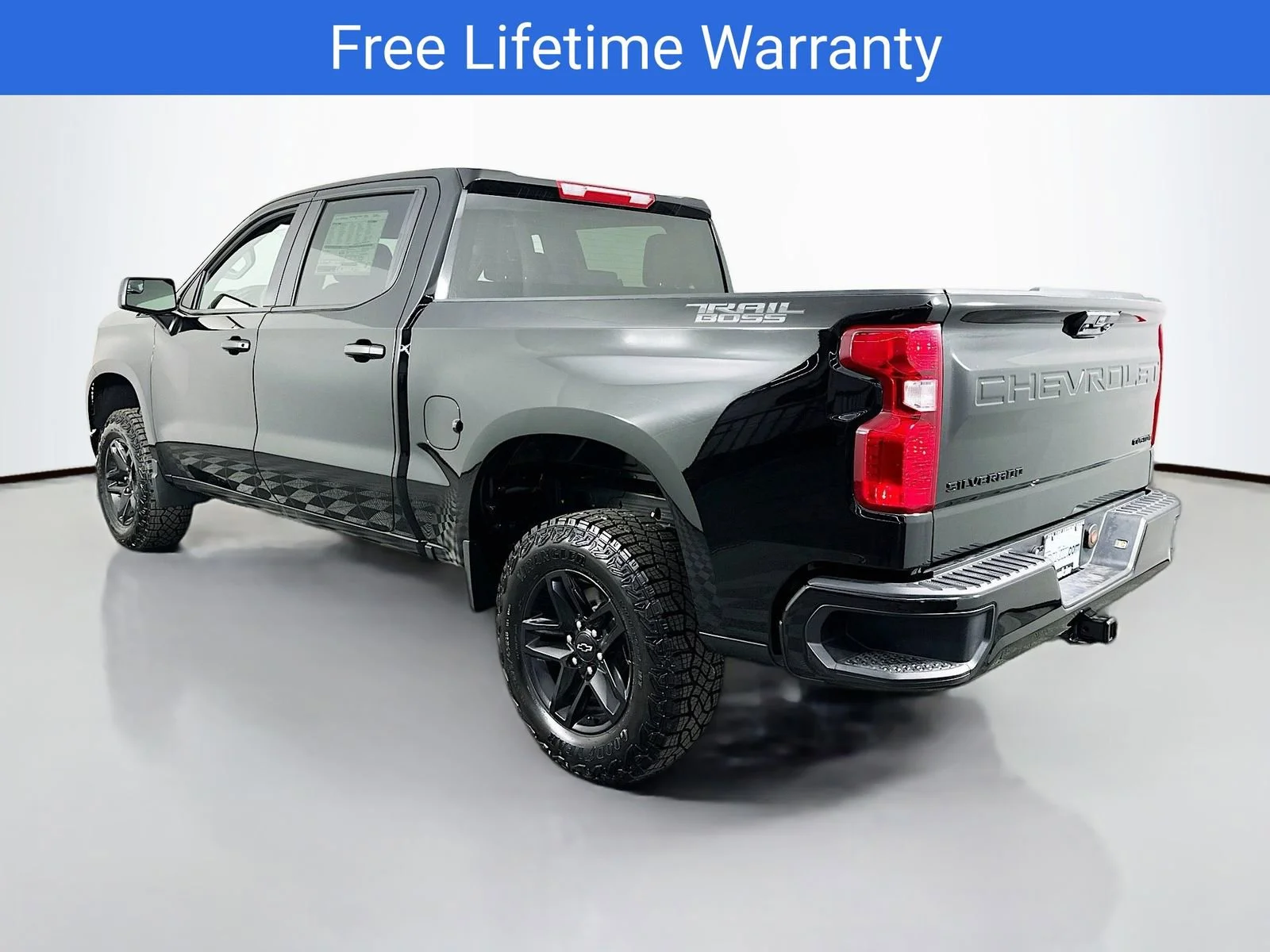 2026 Chevrolet Silverado 1500 Custom Trail Boss - Photo 6