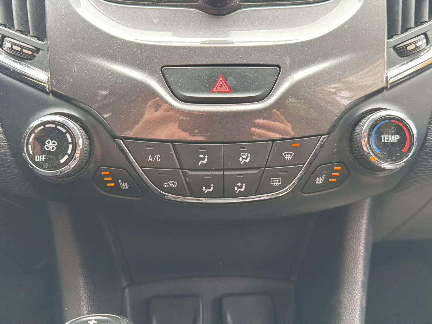 Used 2018 Kinetic Blue Metallic Chevrolet LT image 16