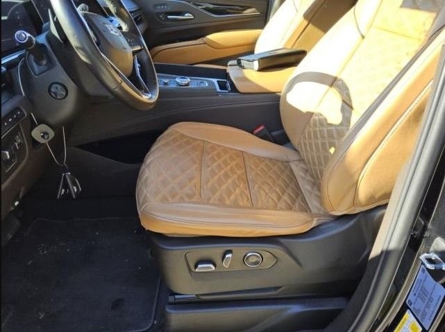 Used 2024 Black Cadillac Premium Luxury image 9