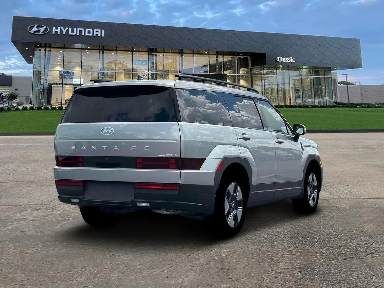 New 2026 Shimmering Silver Metallic Hyundai SEL image 7