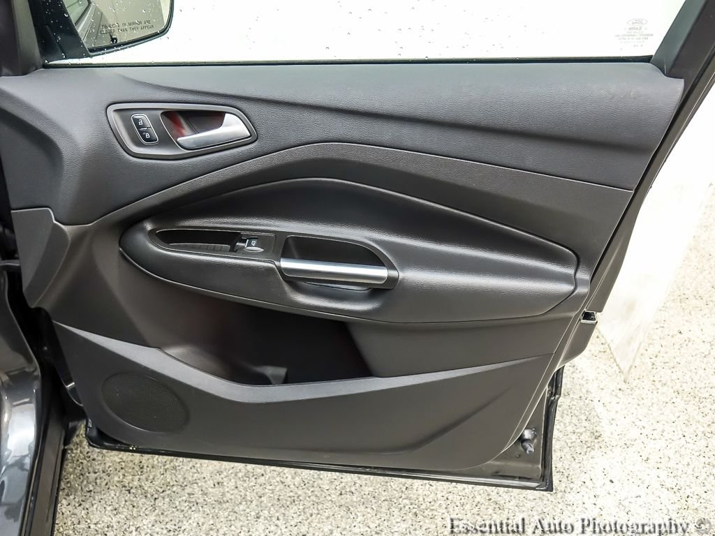 Used 2017 Magnetic Ford Titanium image 24