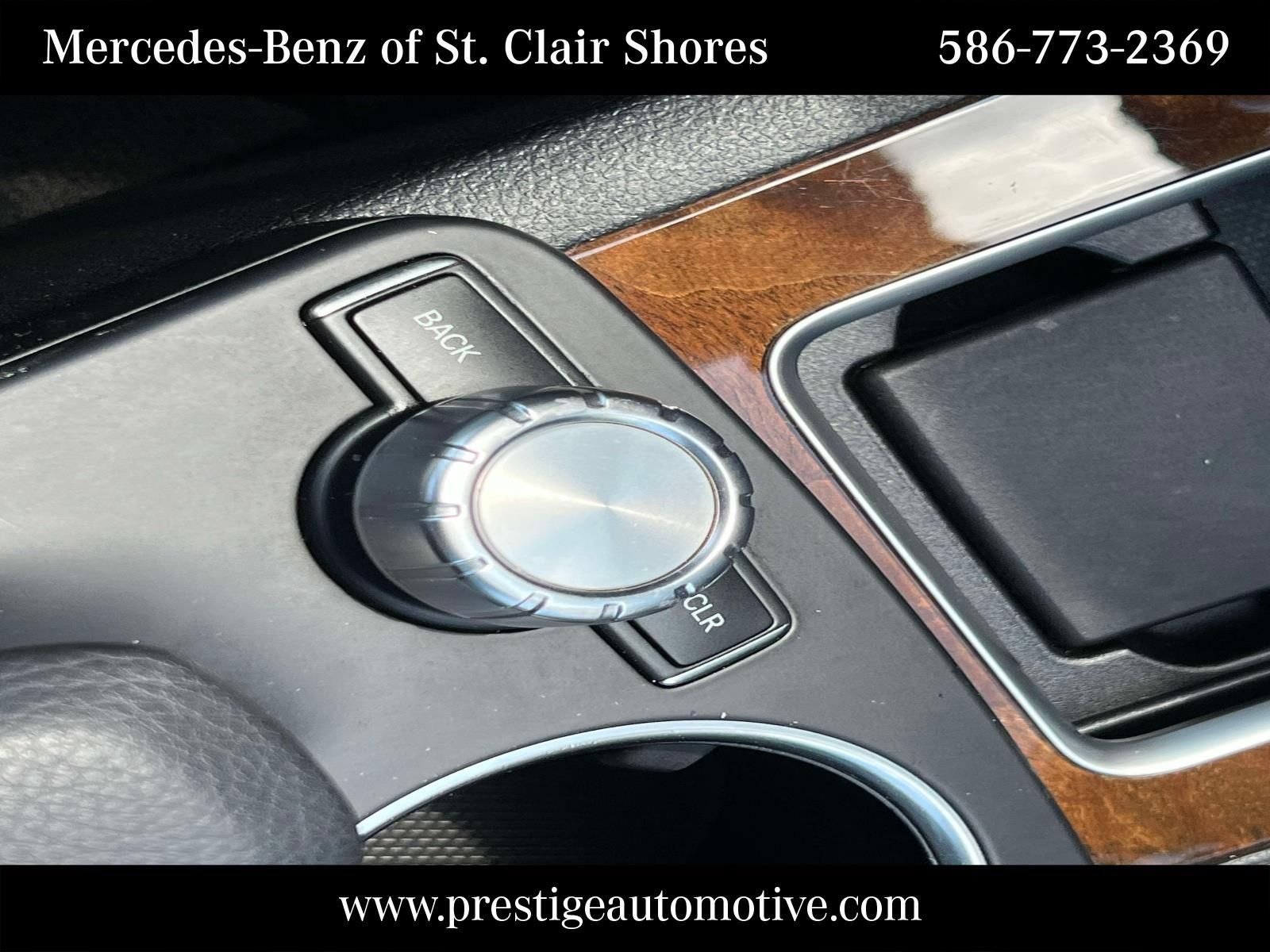 Used 2015 Gray Mercedes-Benz GLK 350 image 30