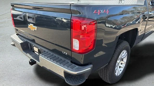 Used 2018 Gray Chevrolet LTZ image 33