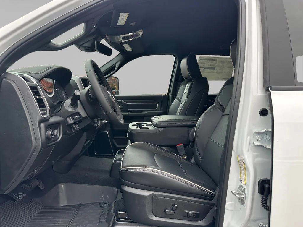 New 2026 Bright White Clear-Coat Exterior Paint RAM Laramie image 11