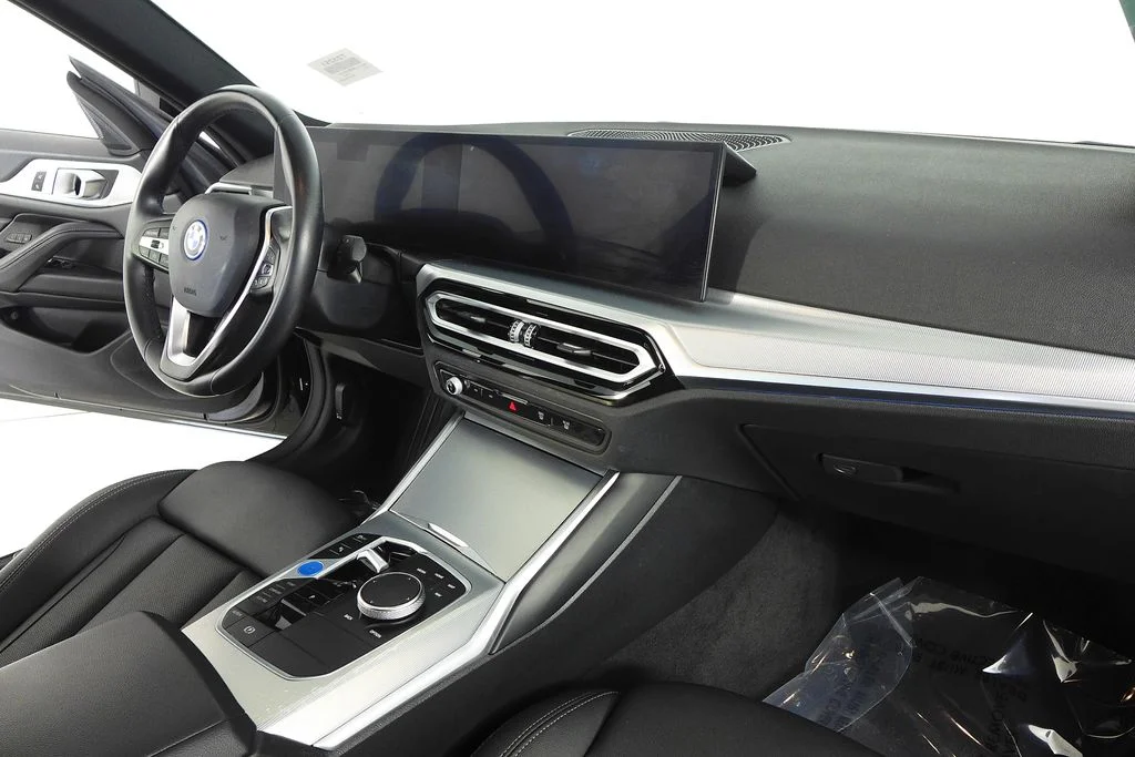 Used 2023 Black BMW eDrive35 image 13