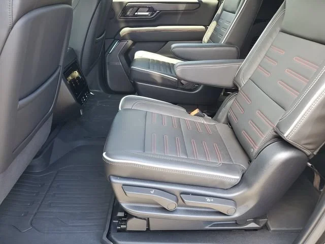 Used 2025 Onyx Black GMC AT4 Ultimate image 22