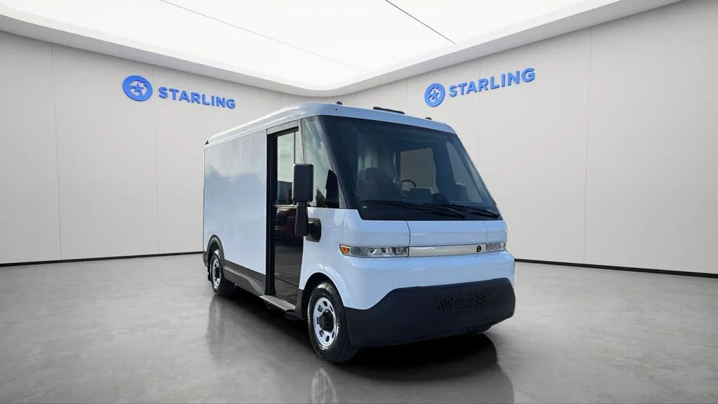 Used 2024 Oyster White BrightDrop EJY image 14