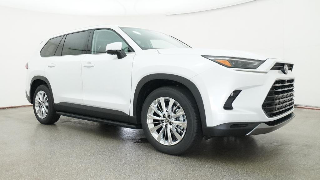 New 2026 Wind Chill Pearl Toyota Platinum image 3
