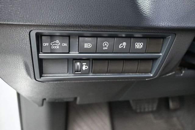 Used 2024 Silver Toyota SR image 21