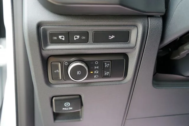 Used 2024 White Ford XLT image 13