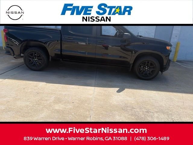 Used 2020 Black Chevrolet Custom image 3