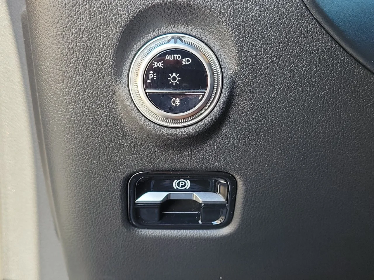 Certified Used 2026 Black Mercedes-Benz CLE 300 image 17