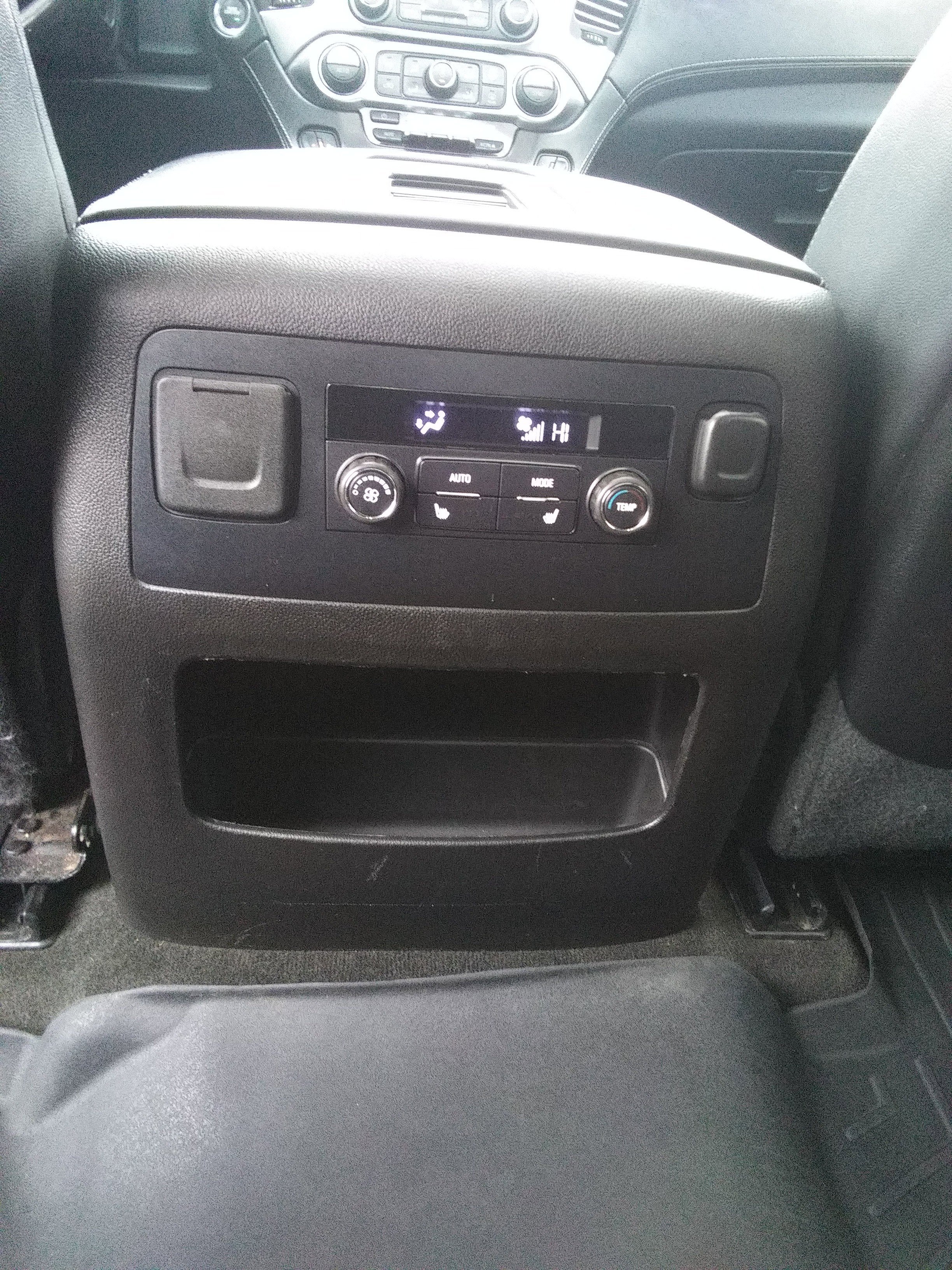 Used 2015 Black Chevrolet LT image 14