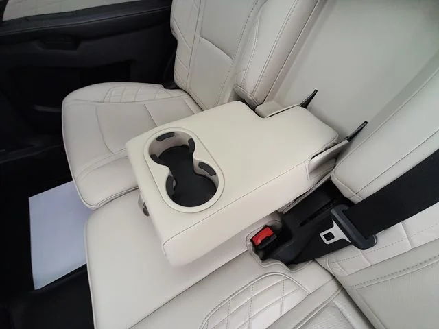 Used 2018 Blue Ford Platinum image 43