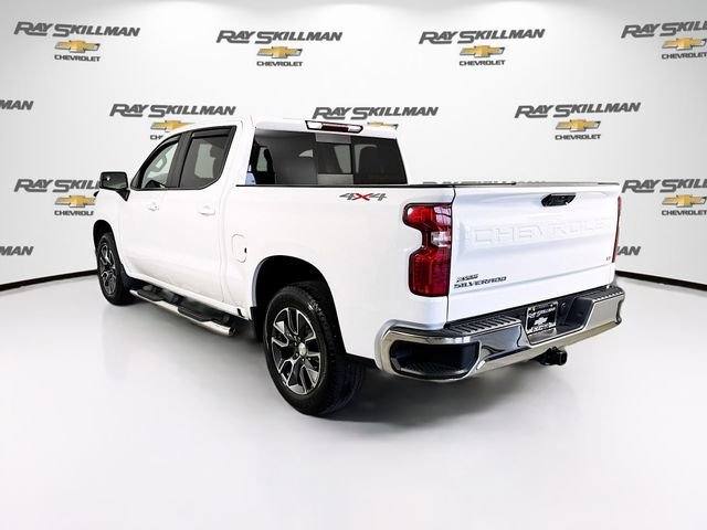 Used 2024 Summit White Chevrolet LT image 5