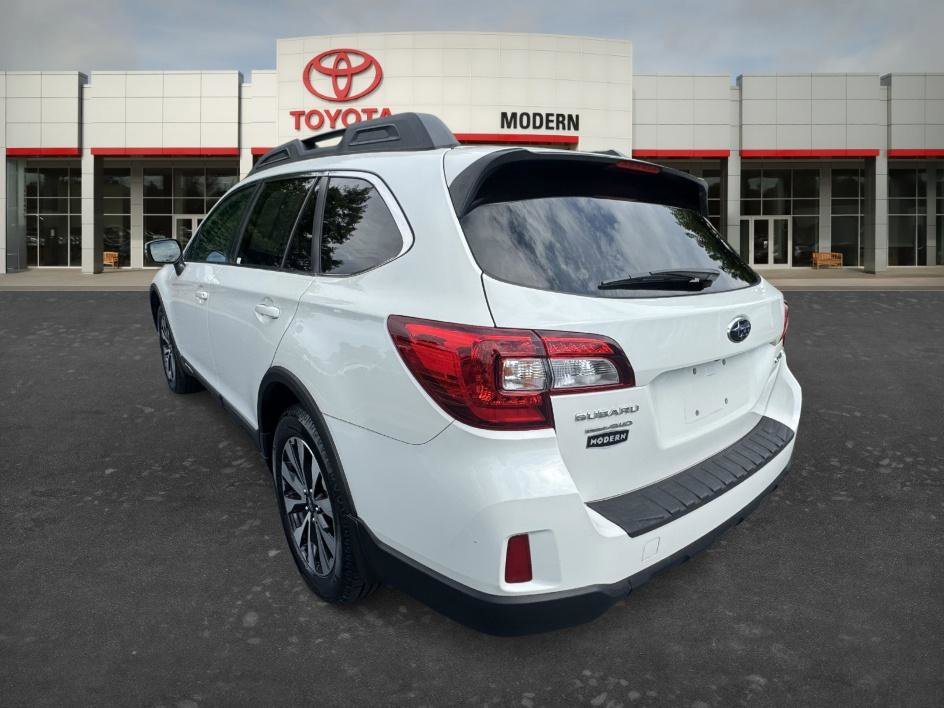 Used 2015 Crystal White Pearl Subaru 2.5i Limited image 6
