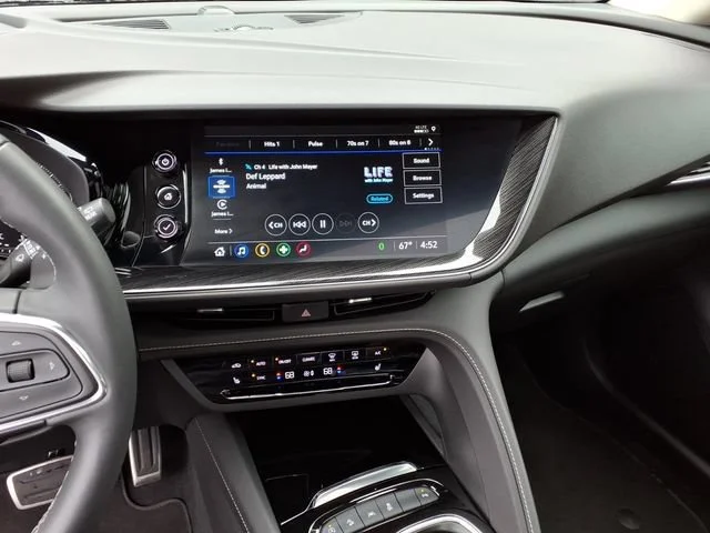 2023 Buick Envision Essence - Photo 8